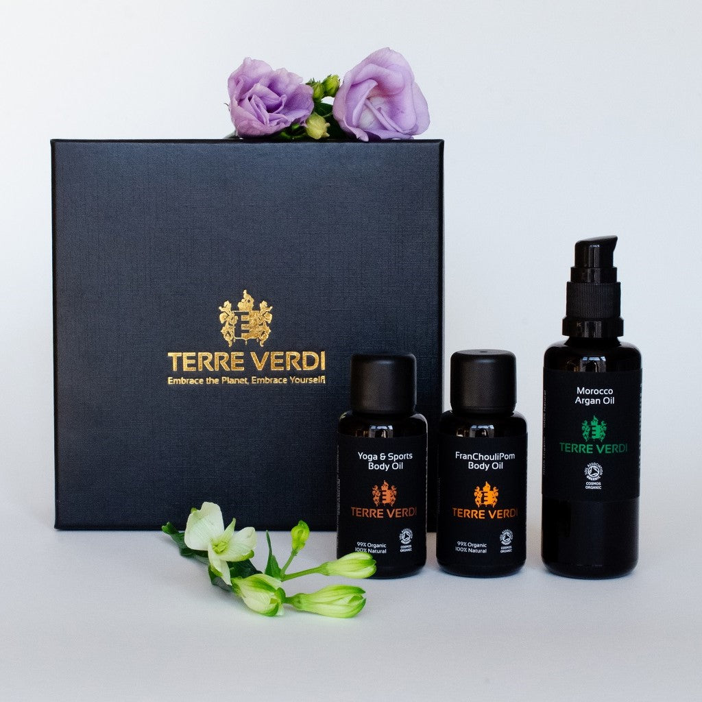 The Face & Body Oil Box – Organic Bodycare Gift Set